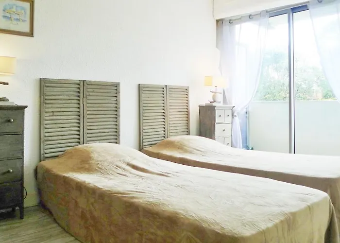 B13 Avec Parking Proche Lejlighed